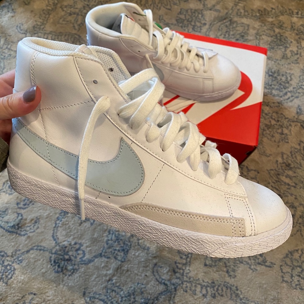 Nike Blazer Mid light blue women’s 8/youth 6.5
